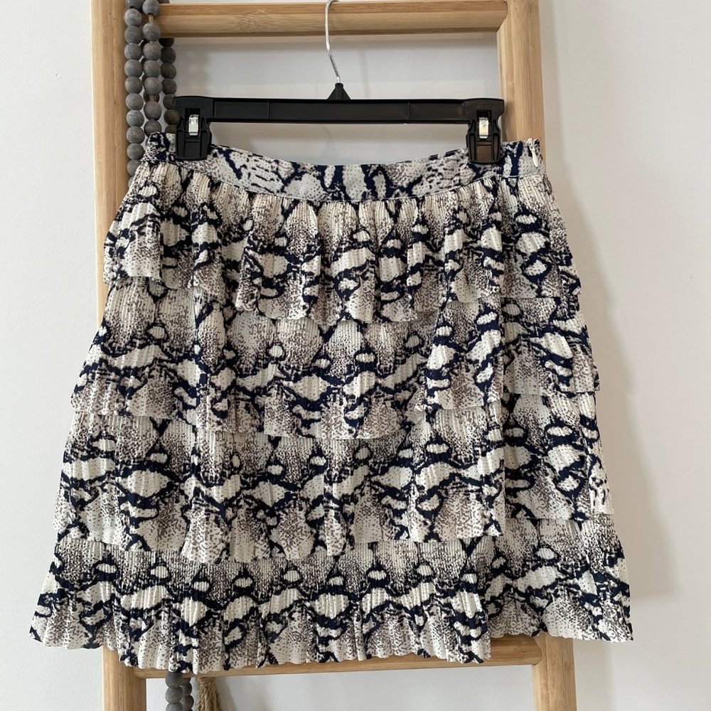 ENDLESS ROSE - Four Tiered Mini Skirt - Designer - Sophisticated Chic Style - M